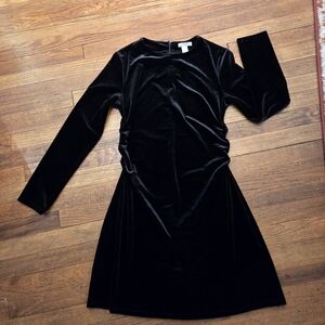 H&M Black Velvet Long Sleeve Dress